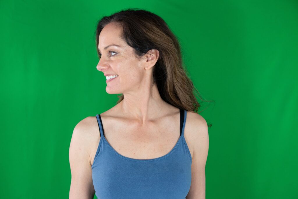 jiffybody body tune up exercise, a girl showing different poses